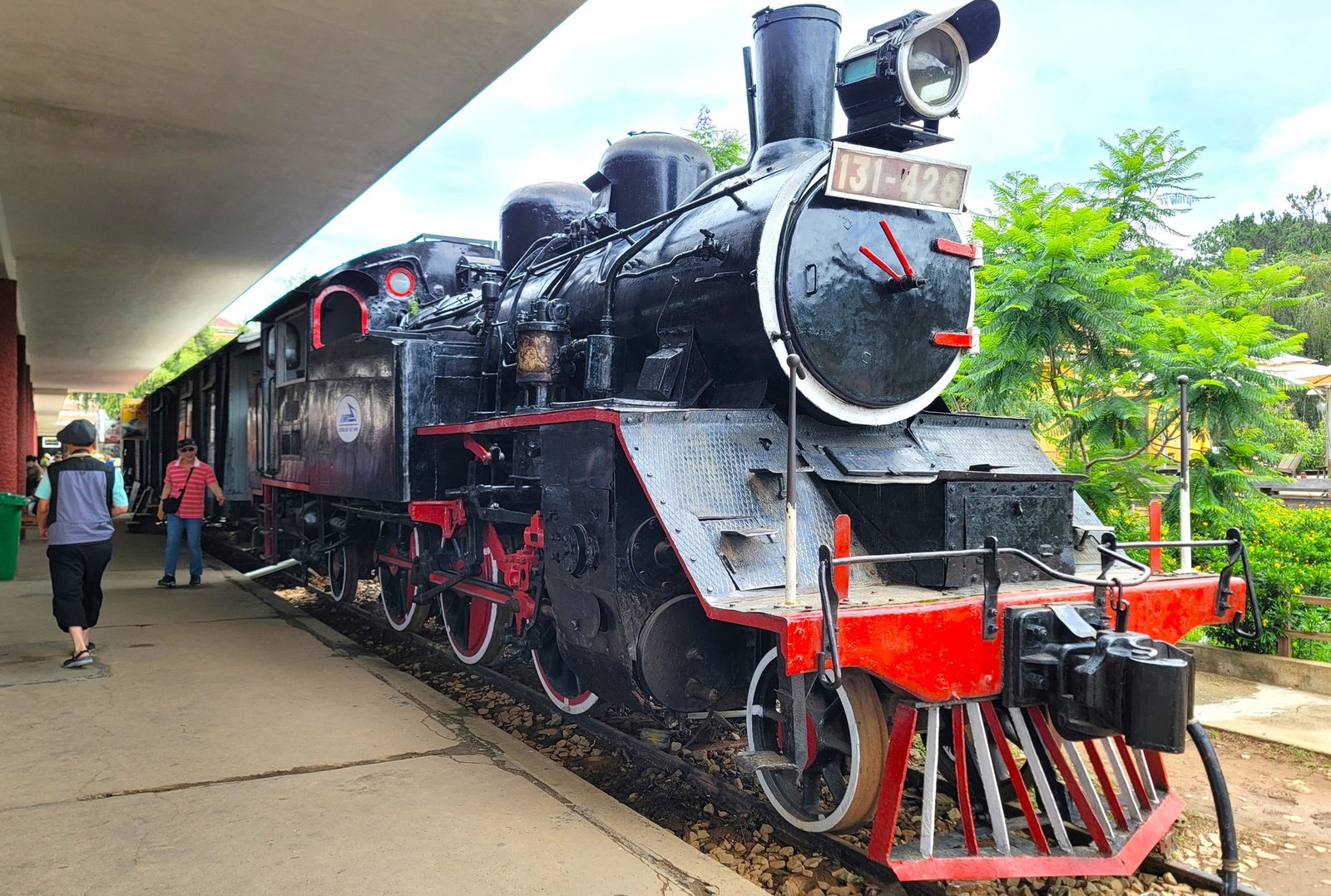 Trải nghiệm tàu hỏa cổ – hành trình ngắn nhưng đầy thú vị