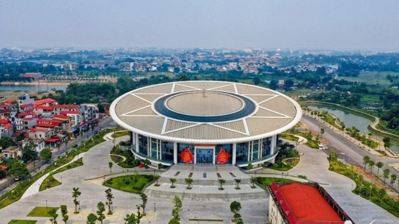 Thuy-Lam-Trong-Buc-Tranh-Khi-Hau-Chung-Cua-Ha-Noi