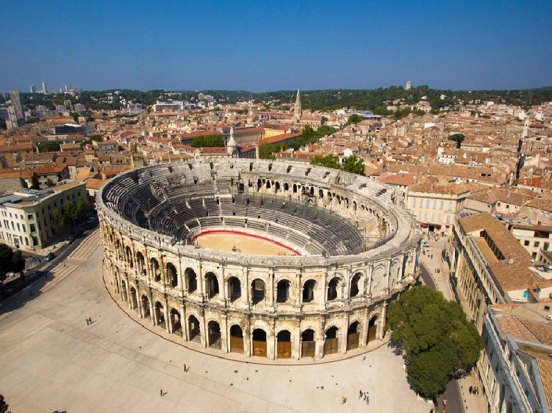Đấu trường Arènes de Nîmes - Dấu ấn La Mã trên đất Pháp