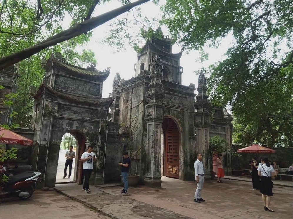 Đền Mẫu – điểm tâm linh nổi bật ở Hưng Yên
