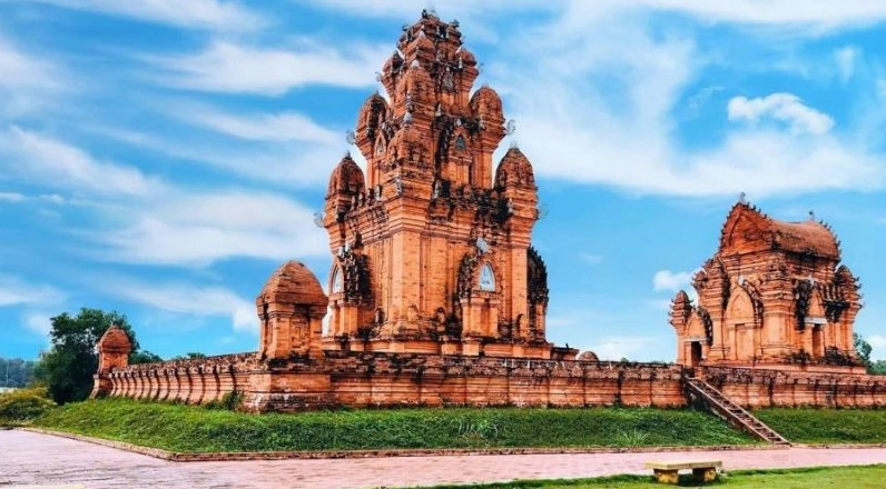 Hành trình khám phá Làng văn hóa các dân tộc Việt Nam