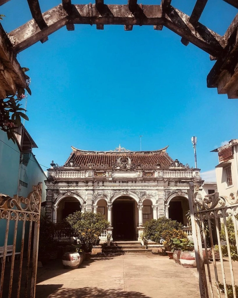 Nhà cổ Huỳnh Thuỷ Lê