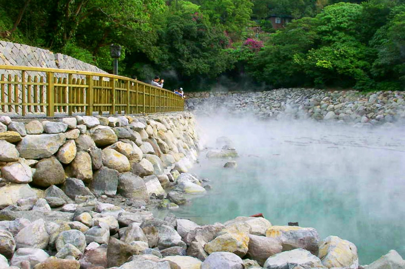 Suối nước nóng Sơn Kim - Tuyệt vời cho thư giãn và chữa bệnh
