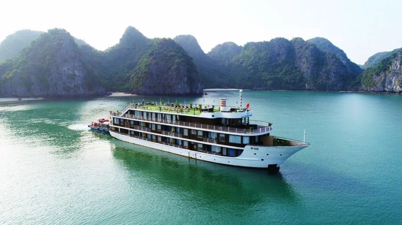 Trải nghiệm du thuyền sang trọng trên Vịnh Hạ Long