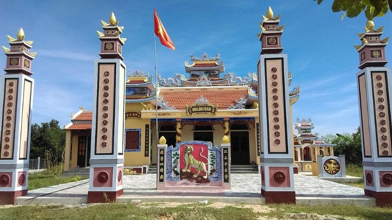 vi-tri-dia-ly-va-dac-diem-khi-hau-dac-trung-cua-hoa-xuan-da-nang