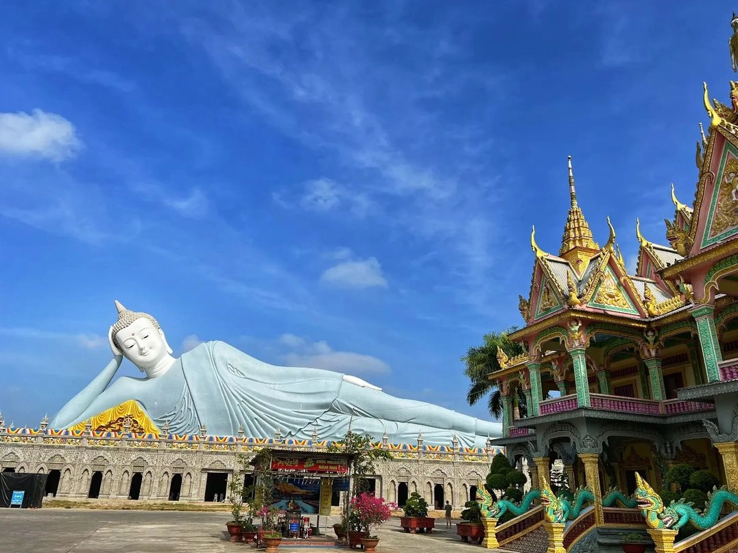 Chùa Som Rông, một điểm đến tâm linh khi du lịch Sóc Trăng