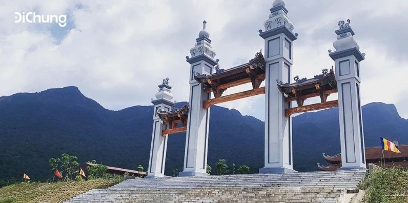 Con đường dẫn từ Hà Nội đến Bắc Giang