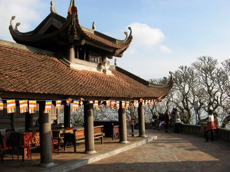Con đường hành hương Yên Tử