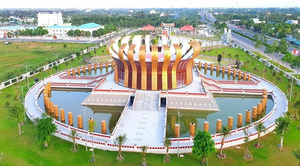 Quần thể đền thờ vua Hùng