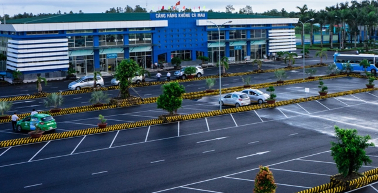 Sân bay Cà Mau trước khi được nâng cấp mở rộng để đón tàu bay lớn