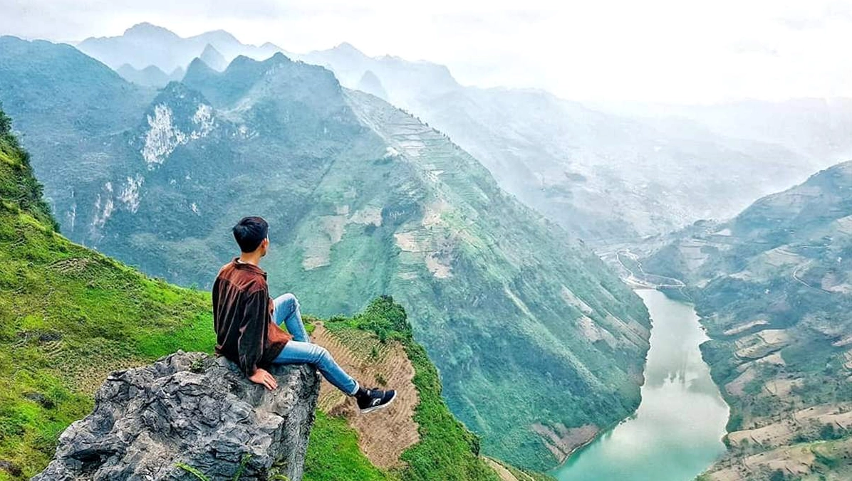 Toàn cảnh Đèo Mã Pí Lèng, một trong tứ đại đỉnh đèo Việt Nam