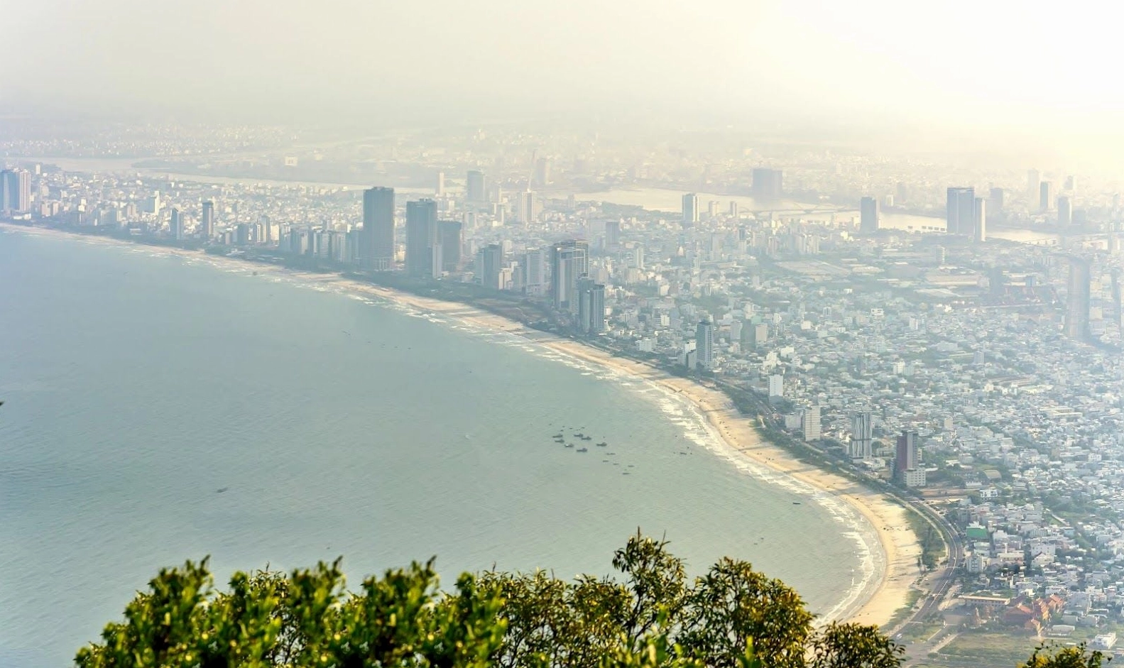 Vé máy bay Sài Gòn Đà Nẵng giá tốt