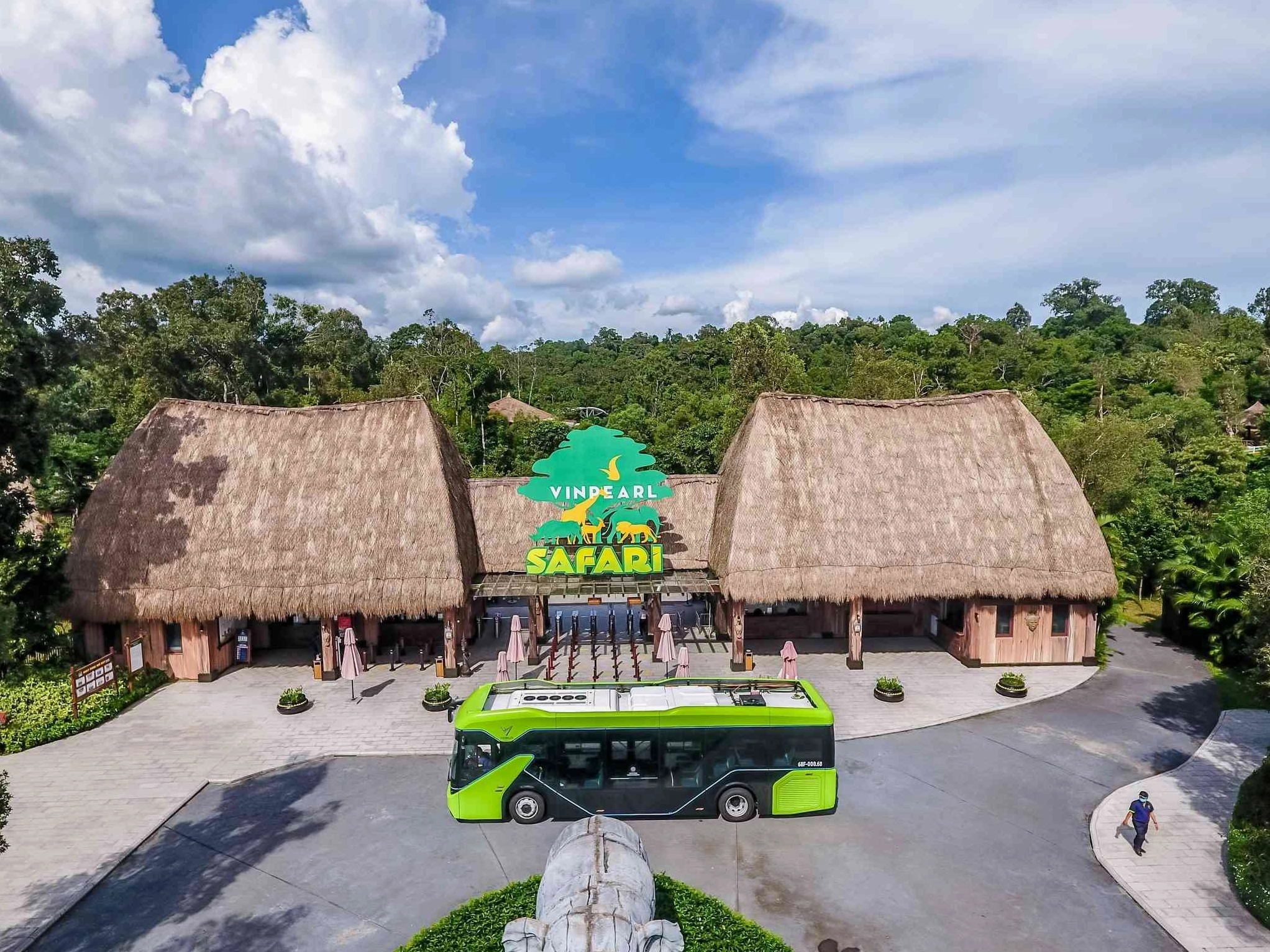 VinBus đi Safari Phú Quốc