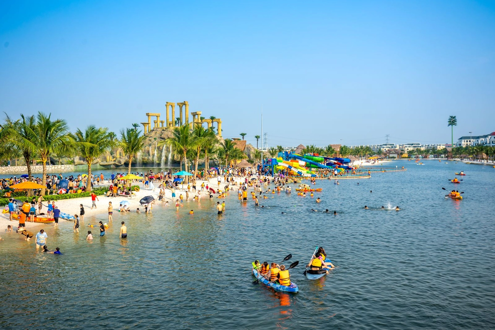 Vui chơi VinWonders Wave Park