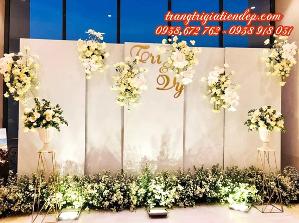 Backdrop hoa tươi giá rẻ