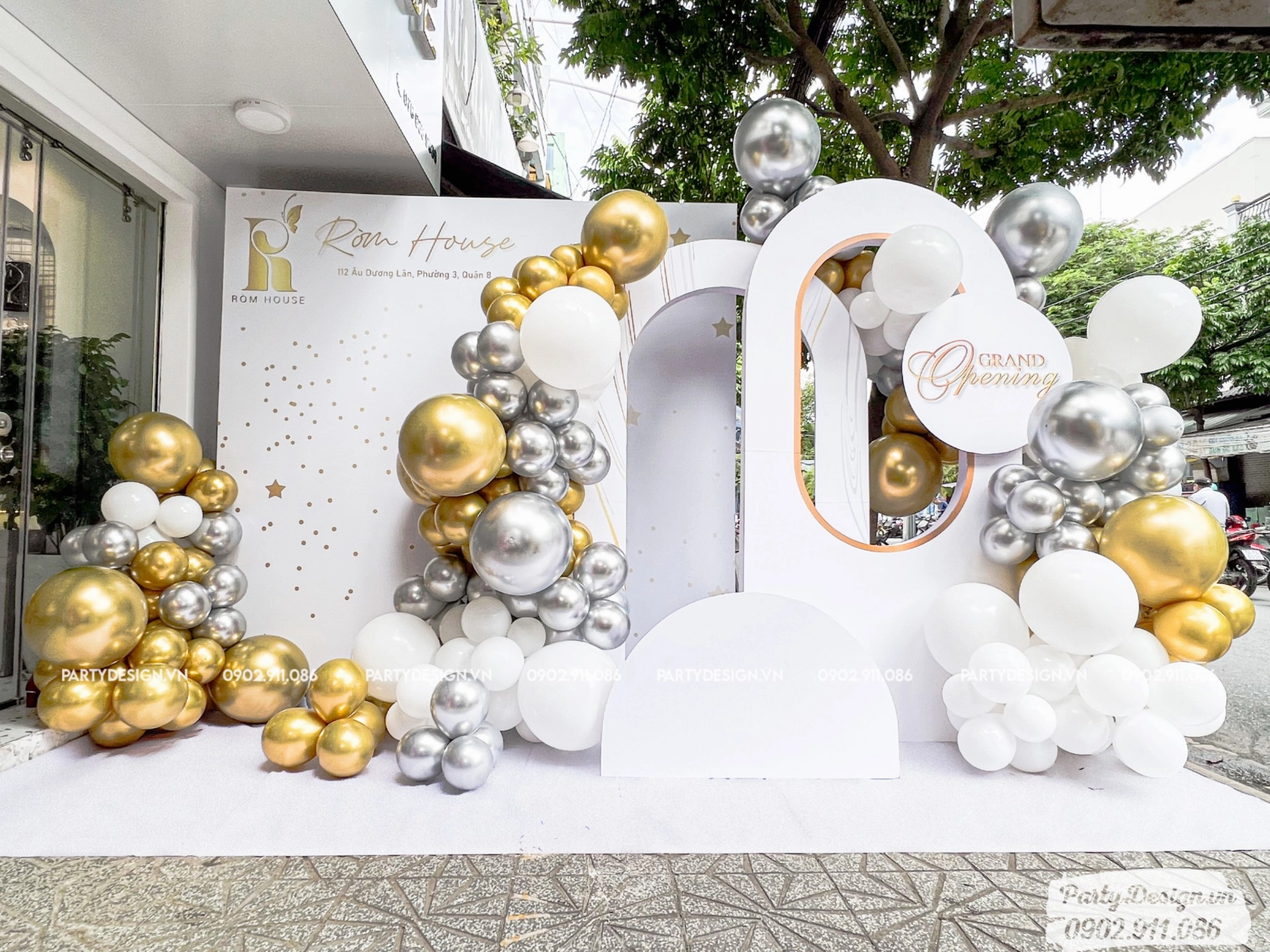 Backdrop khai trương ấn tượng