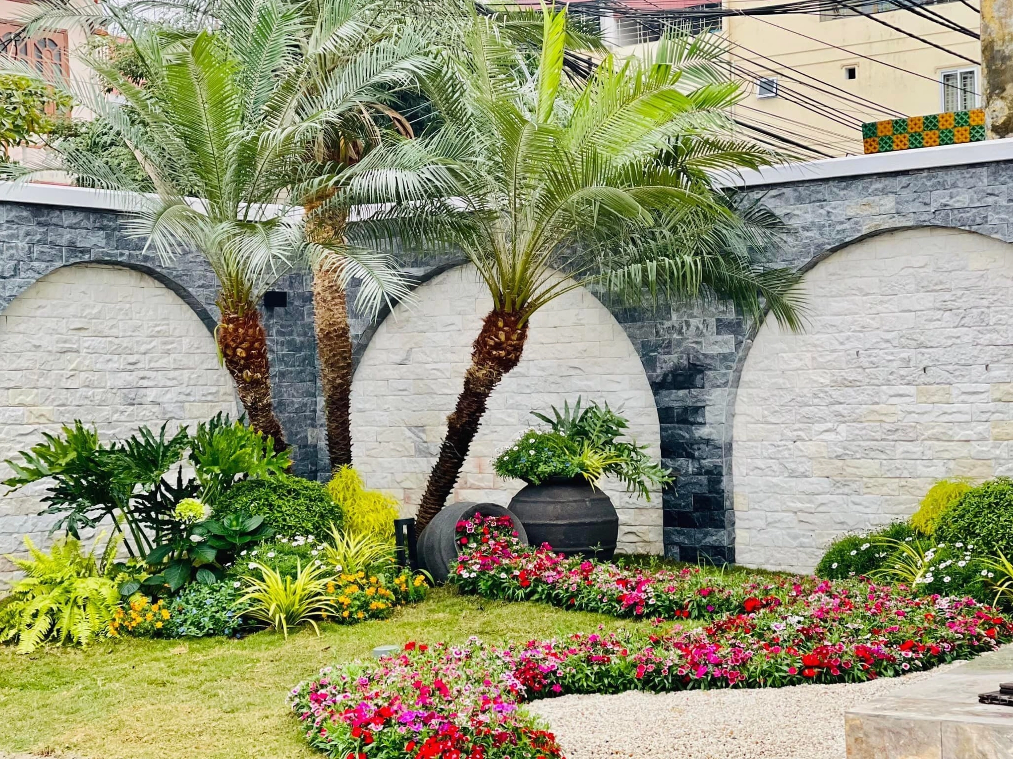Bố trí sân vườn trước nhà
