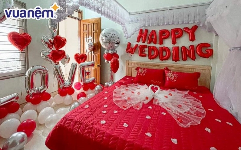 Cách trang trí phòng cưới ở quê 7
