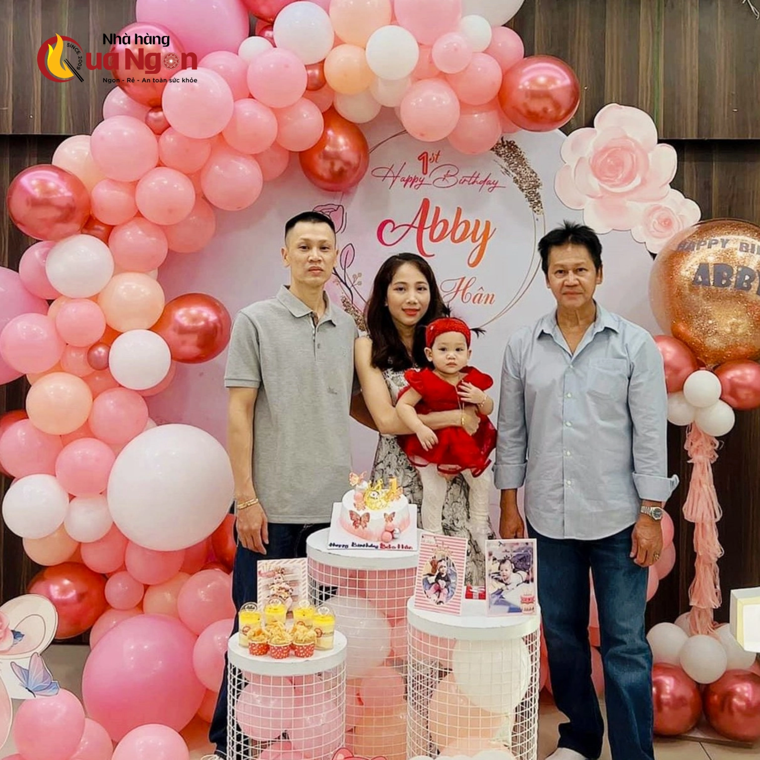 Cách trang trí tiệc thôi nôi đơn giản tại nhà