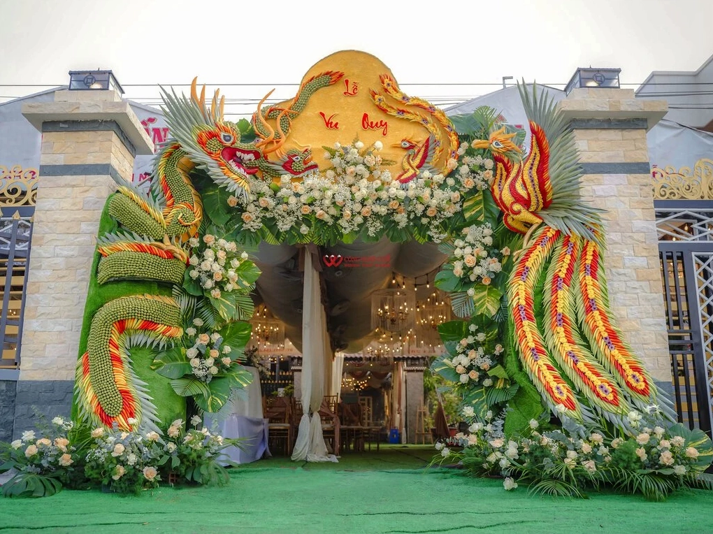 Cổng cưới rồng phụng