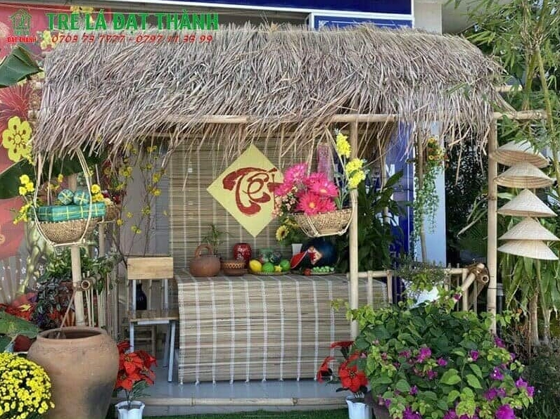 Decor gian hàng Tết