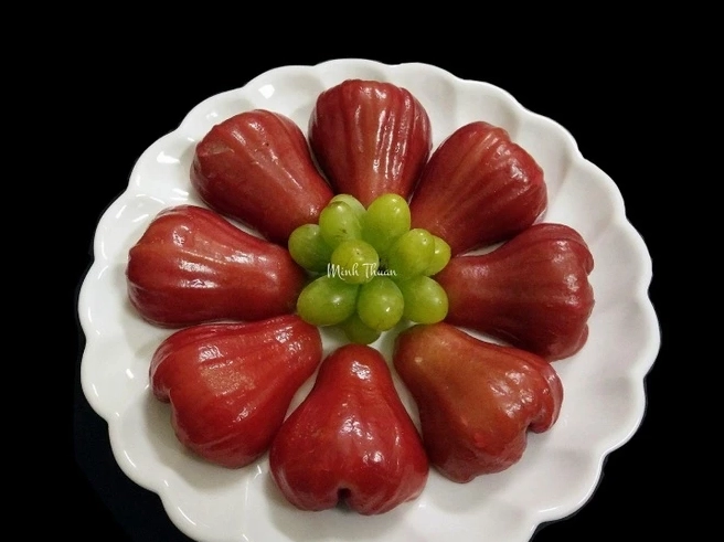 Dĩa trái cây trang trí độc đáo