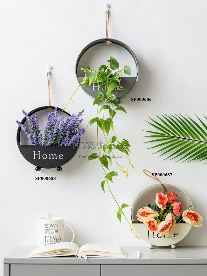 Giỏ sắt home treo hoa trang trí tường nhà