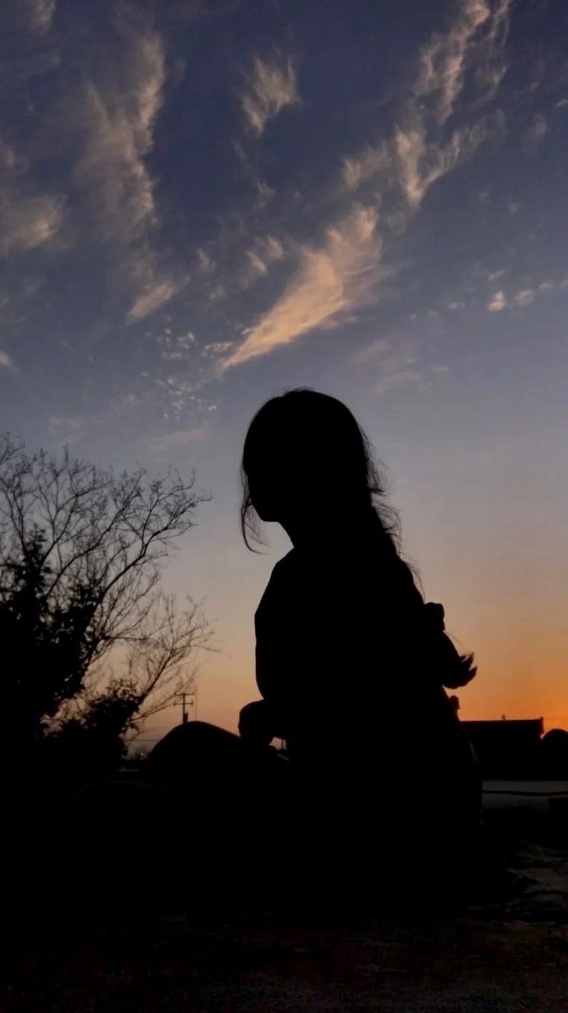 Hình nền điện thoại tâm trạng 2025