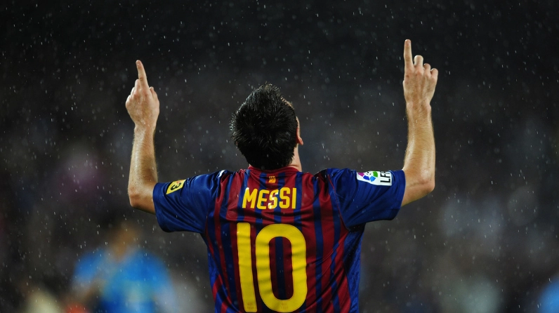 Hình nền Messi với cúp