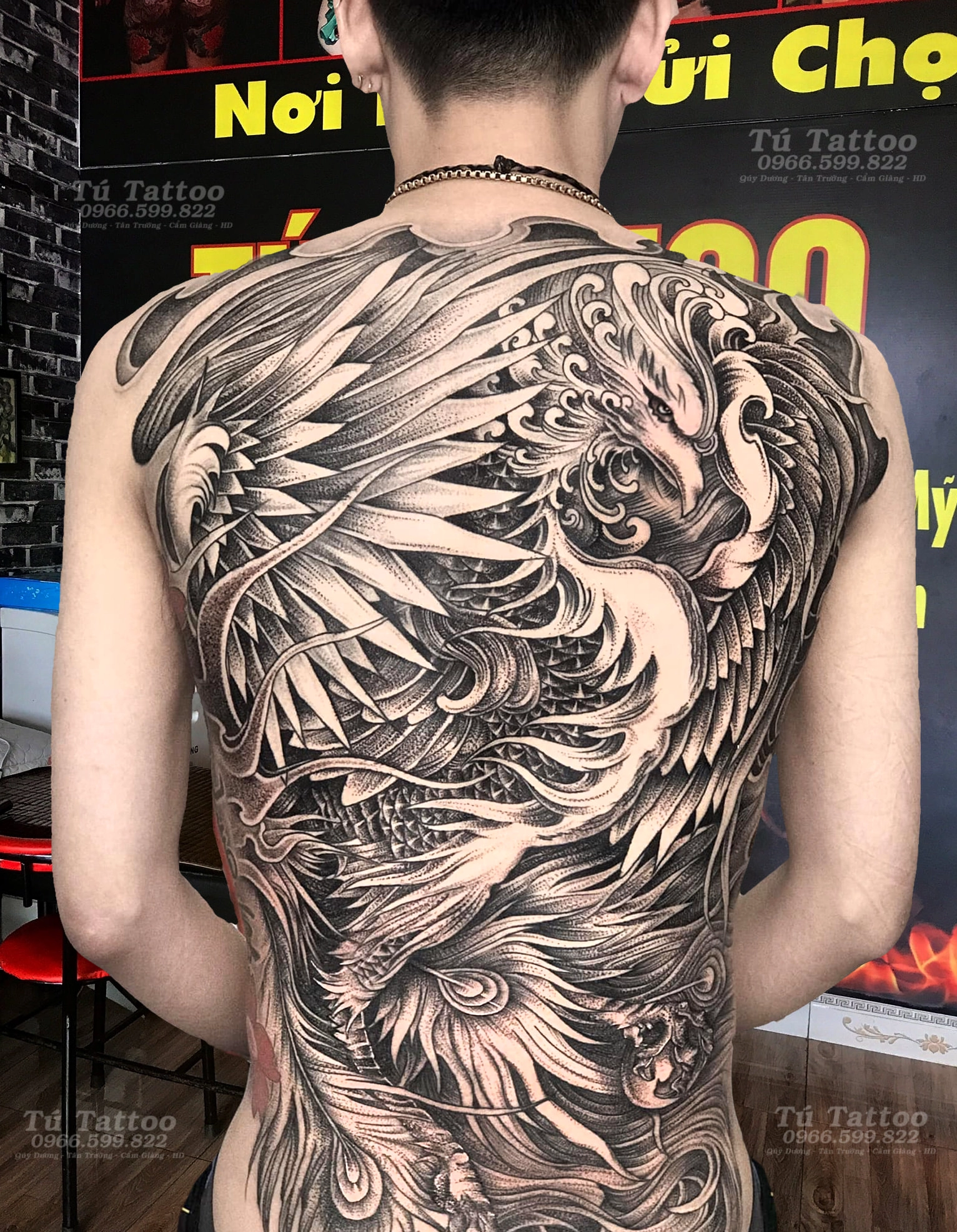 Hình xăm full lưng đẹp cho nam độc đáo