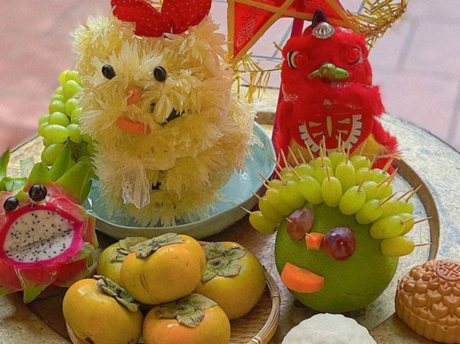 Mâm cỗ Trung Thu đầy đủ và trang trọng