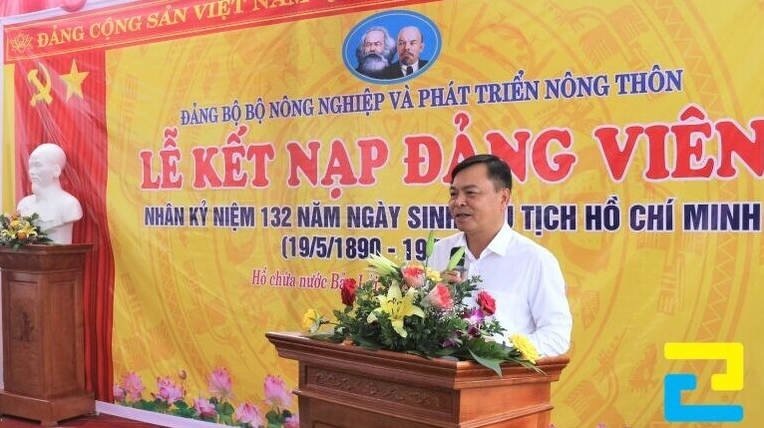 Mẫu backdrop lễ kết nạp Đảng viên