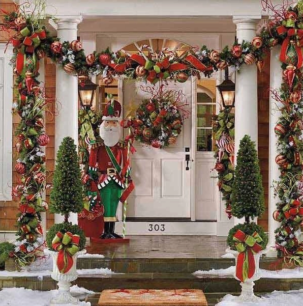 Mẫu decal trang trí cửa kính noel