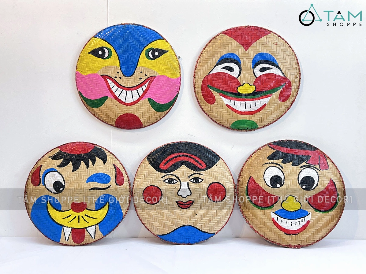Mẹt tre vẽ mặt cười dân gian