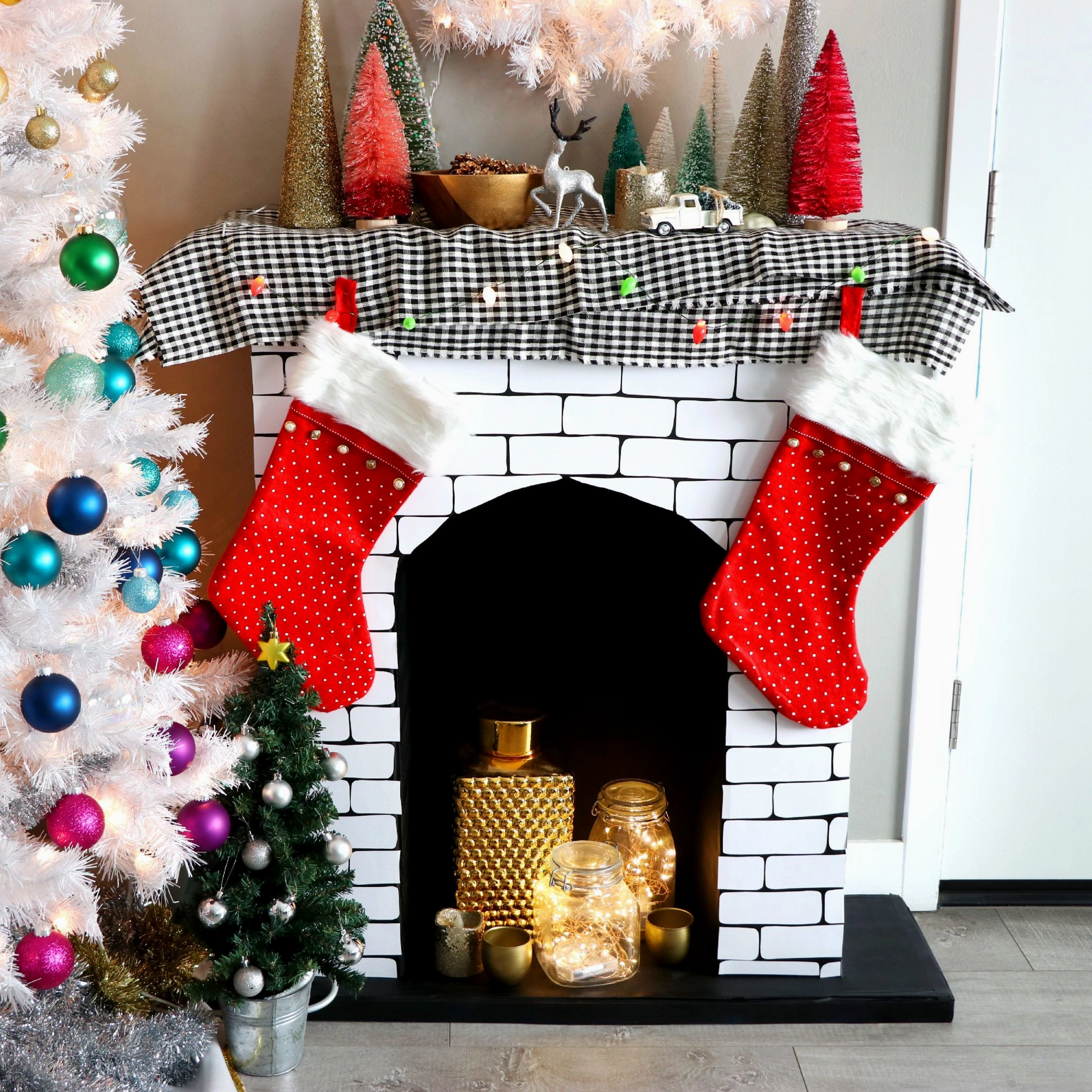 Mô hình lò sưởi trang trí Noel