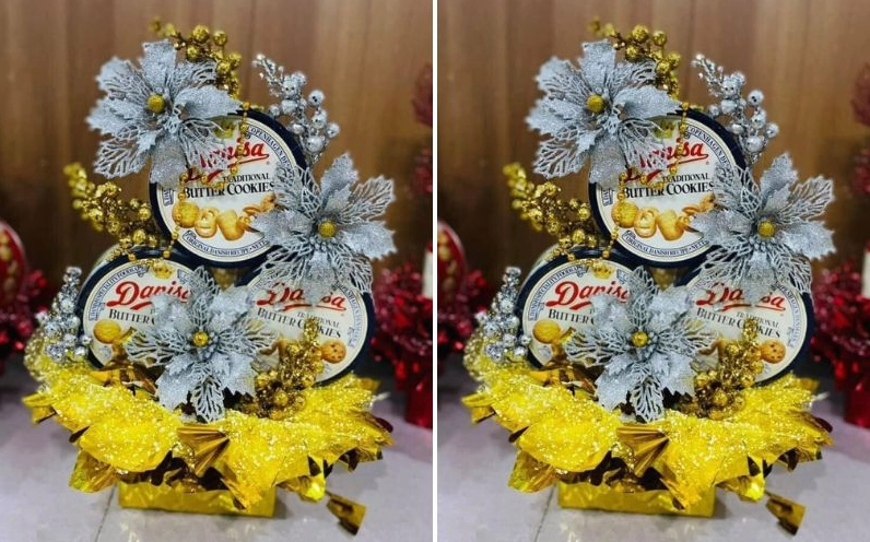 Tháp bánh tết với nhiều loại bánh khác nhau