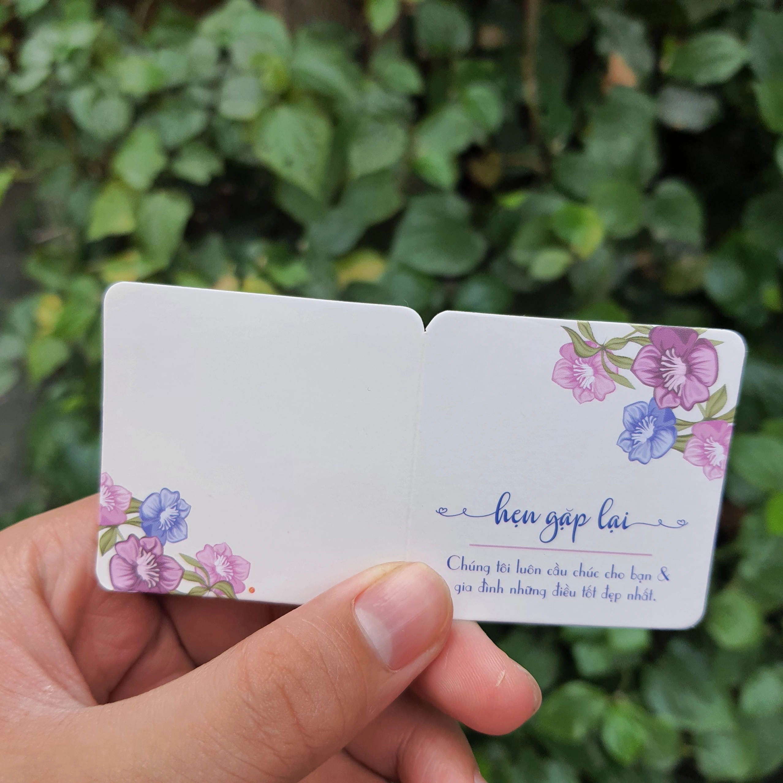 Thiệp giấy giá rẻ