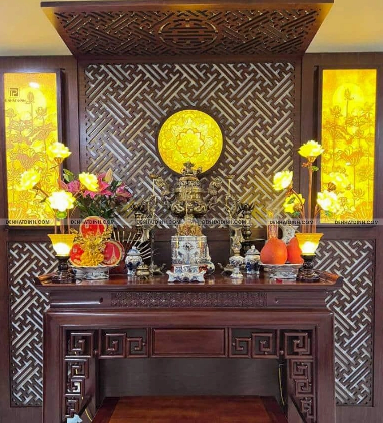 Trang trí bàn thờ gia tiên sang trọng