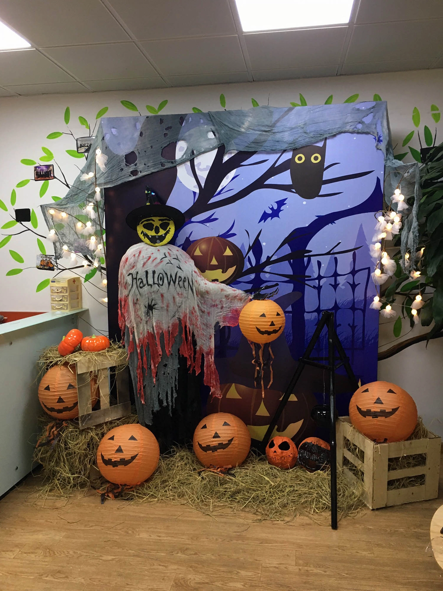 Trang trí Halloween vui nhộn cho trẻ em