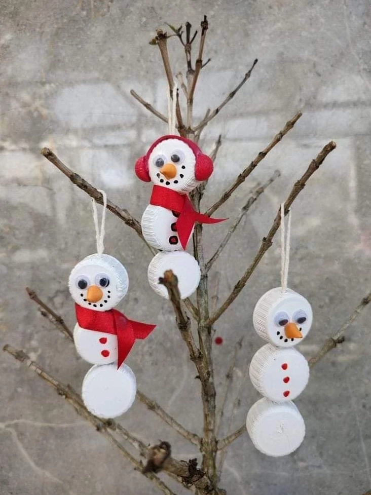 Trang trí Noel bằng đồ tái chế