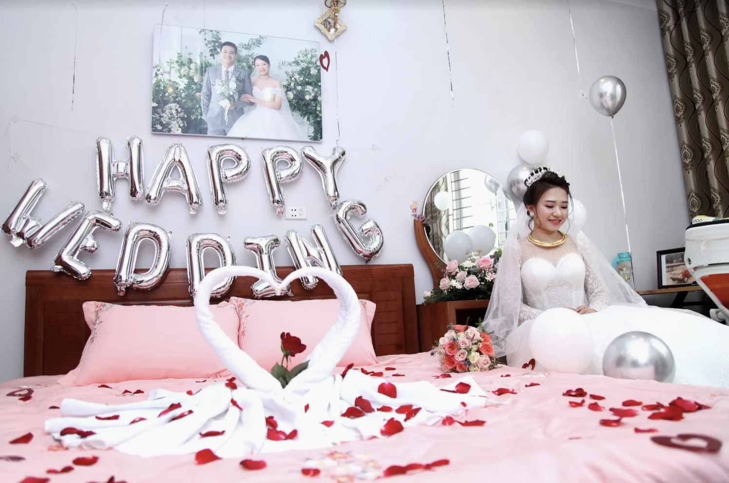 Trang trí phòng cưới 22ava