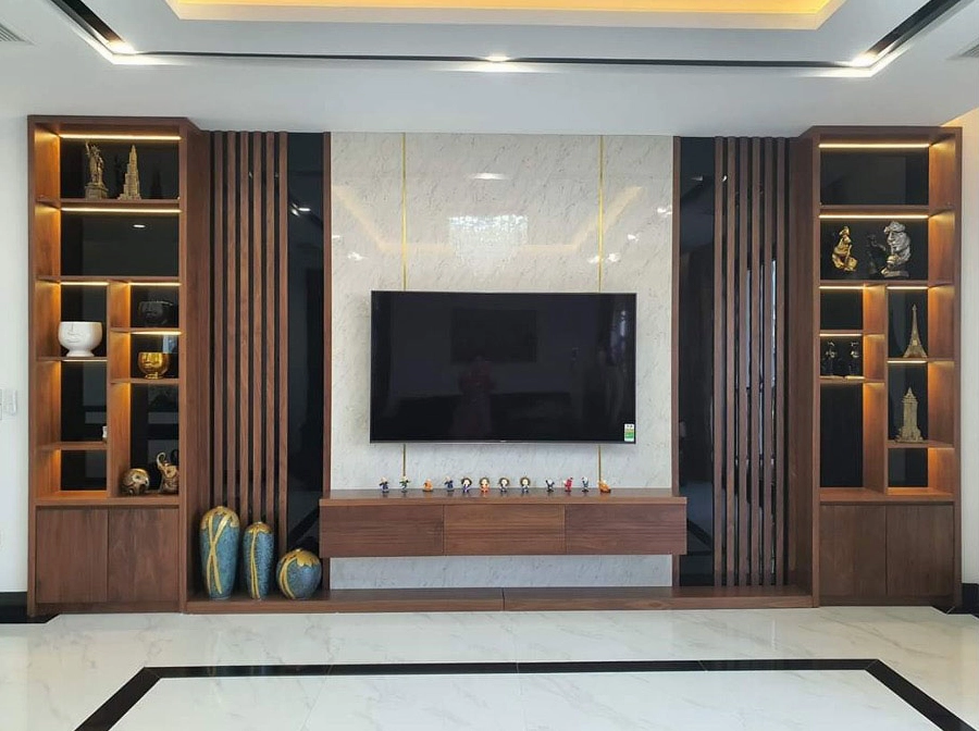 Vách tivi nhựa
