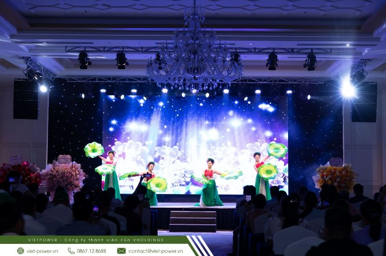 Ý tưởng trang trí sân khấu hội thảo đẹp